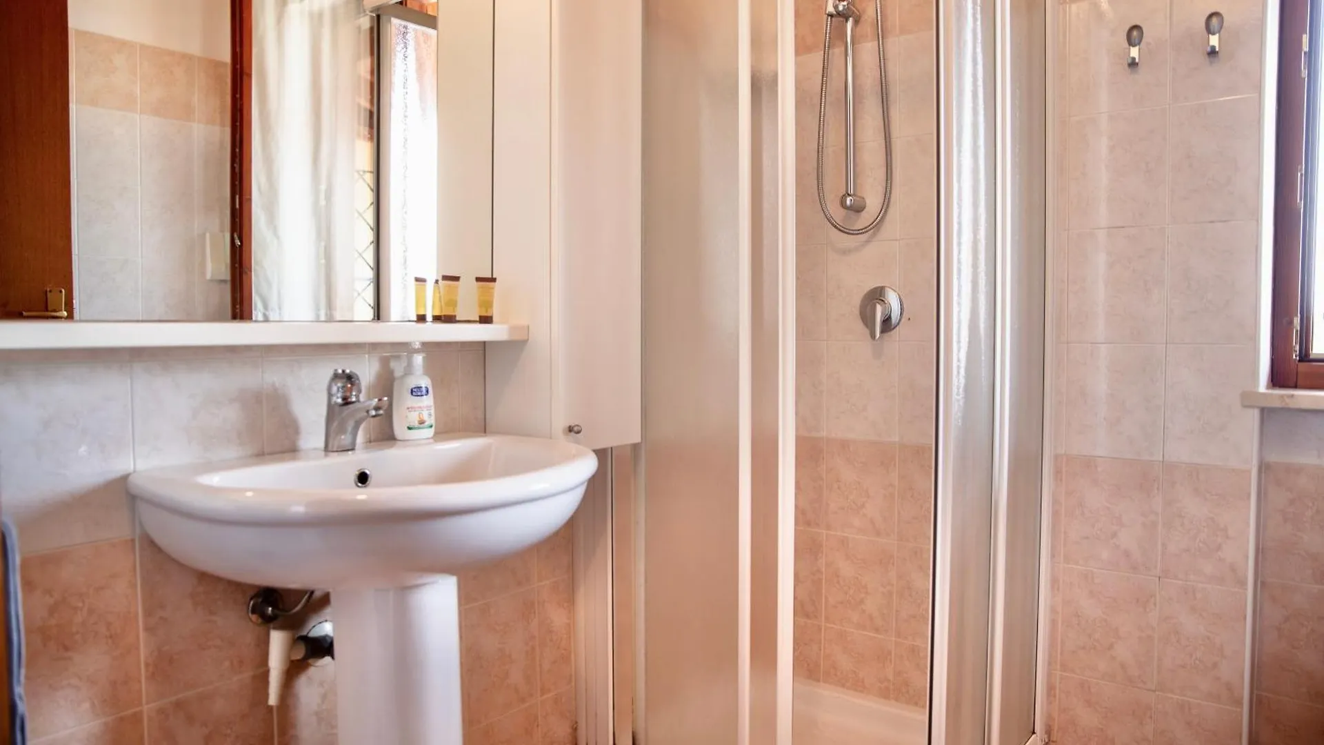 La Casa Di Monica Con Piscina E Terrazza Apartment Moniga del Garda