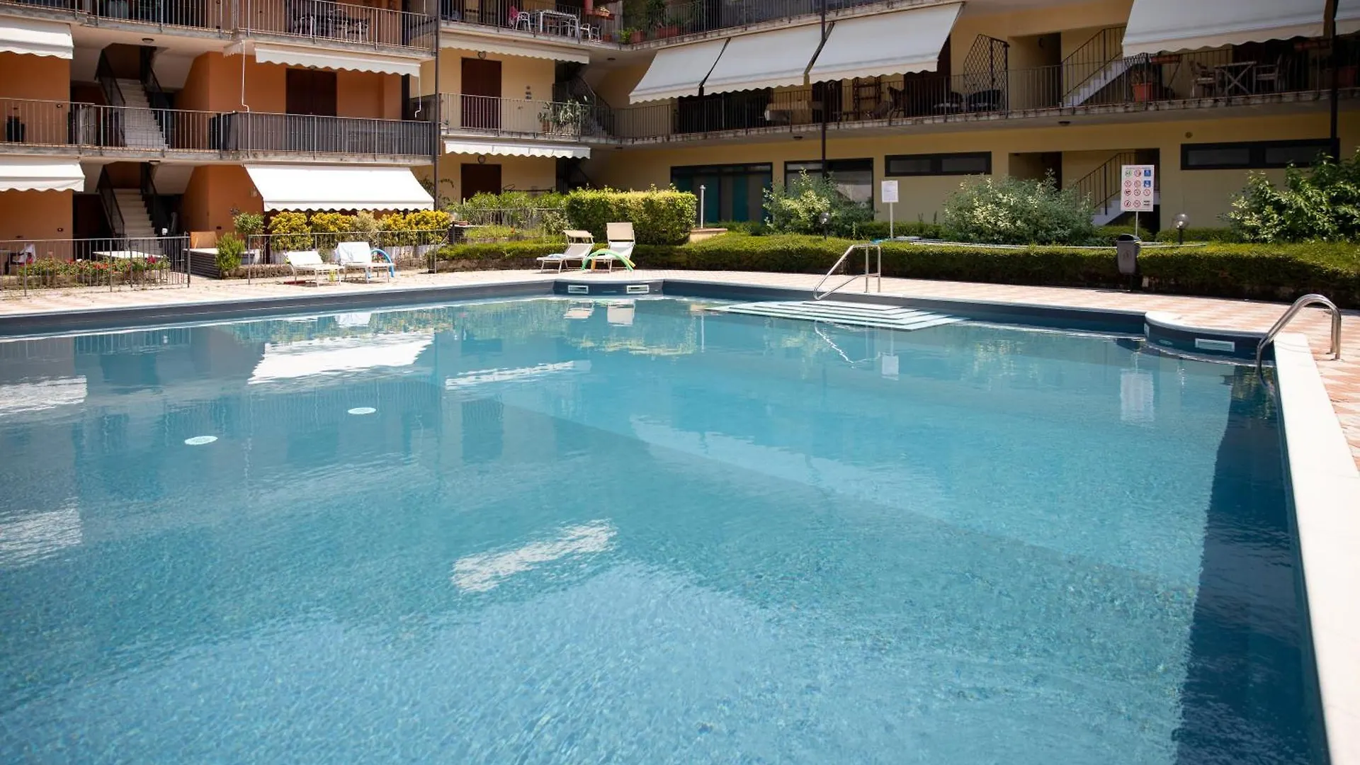 La Casa Di Monica Con Piscina E Terrazza Apartment Moniga del Garda 0*,  Italy